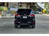 Toyota Fortuner 2.8 V 4WD ปี 2018 จด 2022 รูปที่ 5